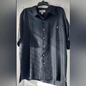 Hook & Tackle Black Large Button Up Short Sleeve Fish Embroidered Back Fisherman